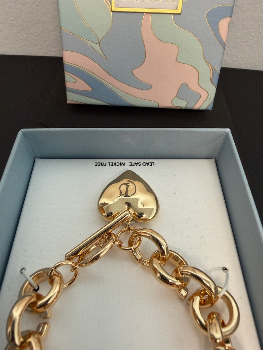 House of Harlow 1960 | Gold Chunky Link Toggle Bracelet w/ Heart Charm - Picture 9 of 9